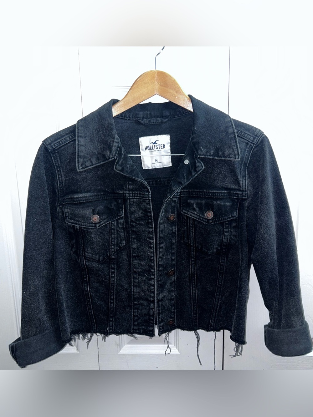 Hollister Black Cropped Distressed Denim Jacket